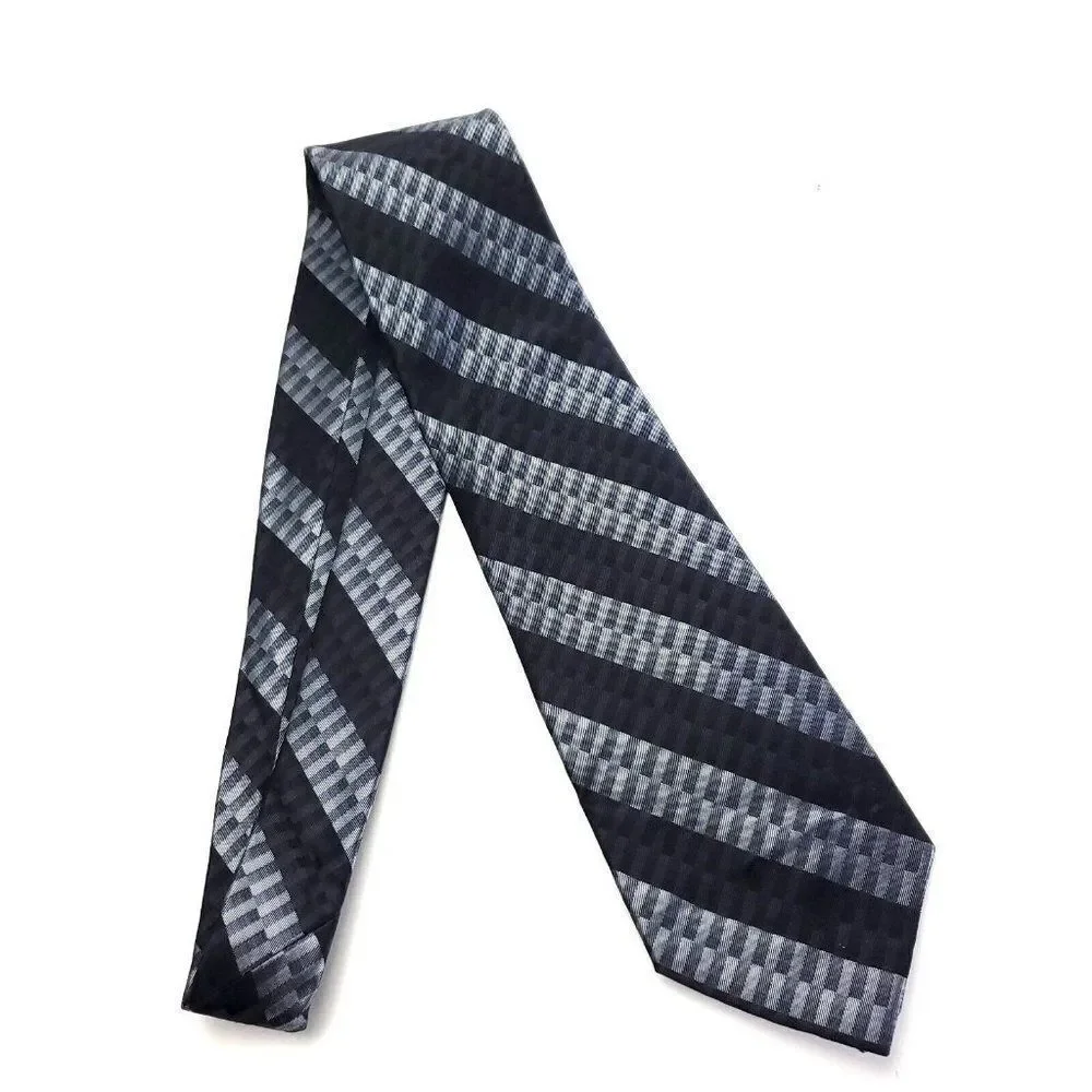 Croft & Barrow Black Gray Striped‎ Geometric Silk Tie